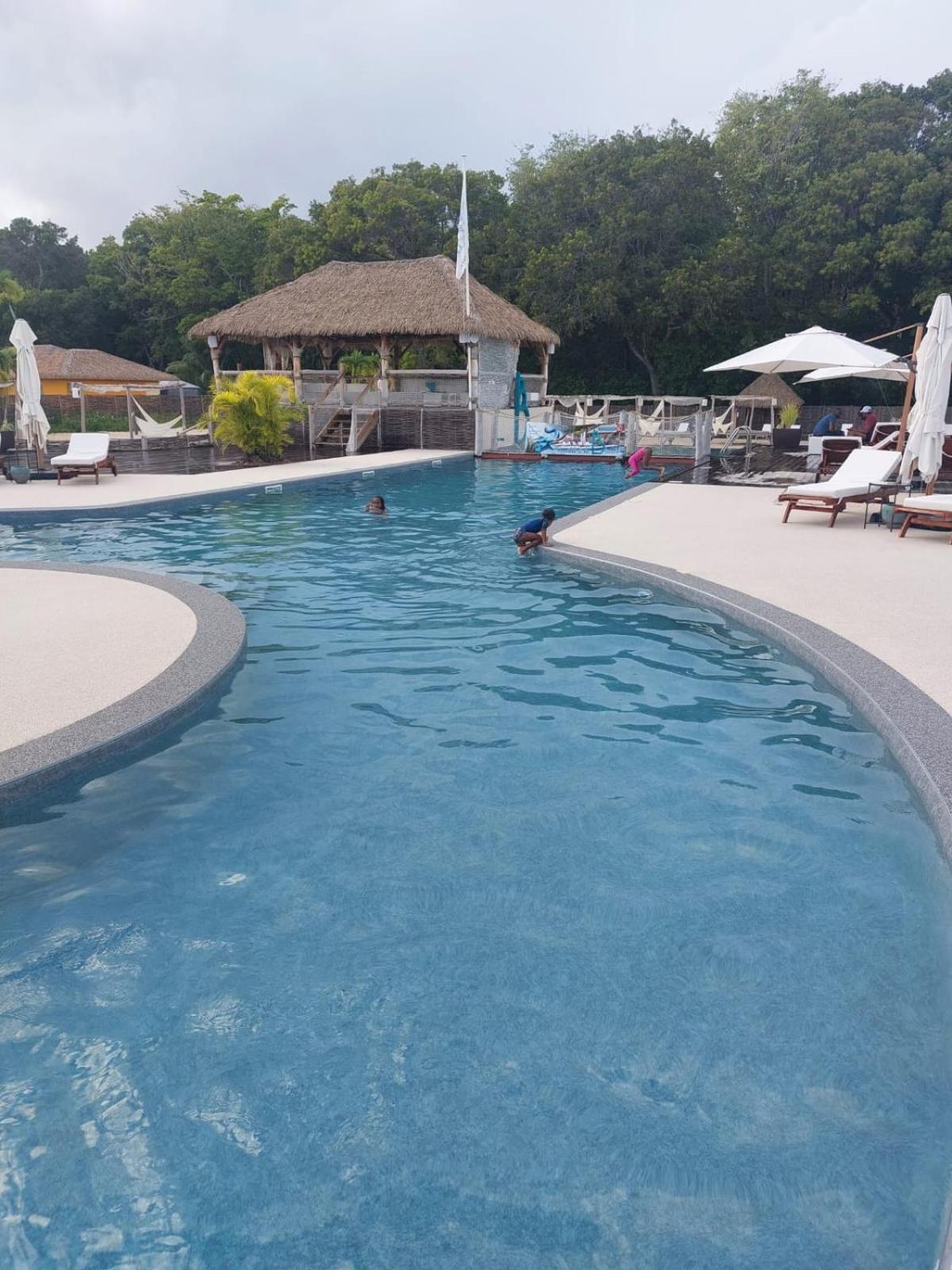Manbana 320 Residence Kawann Grand-Bourg  外观 照片